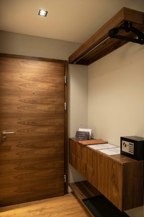 Boulevard Exclusive Pristina Exterior foto